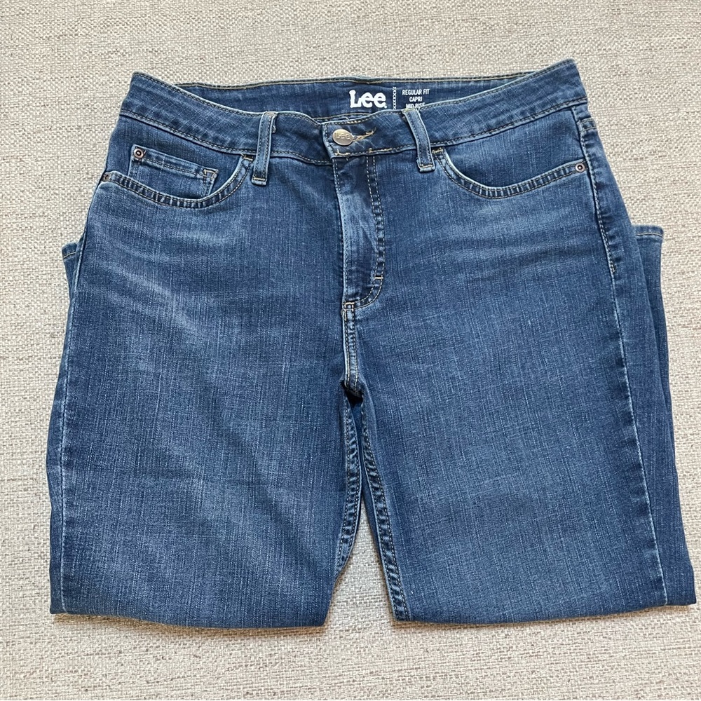 Lee Regular Fit Mid Rise Capri